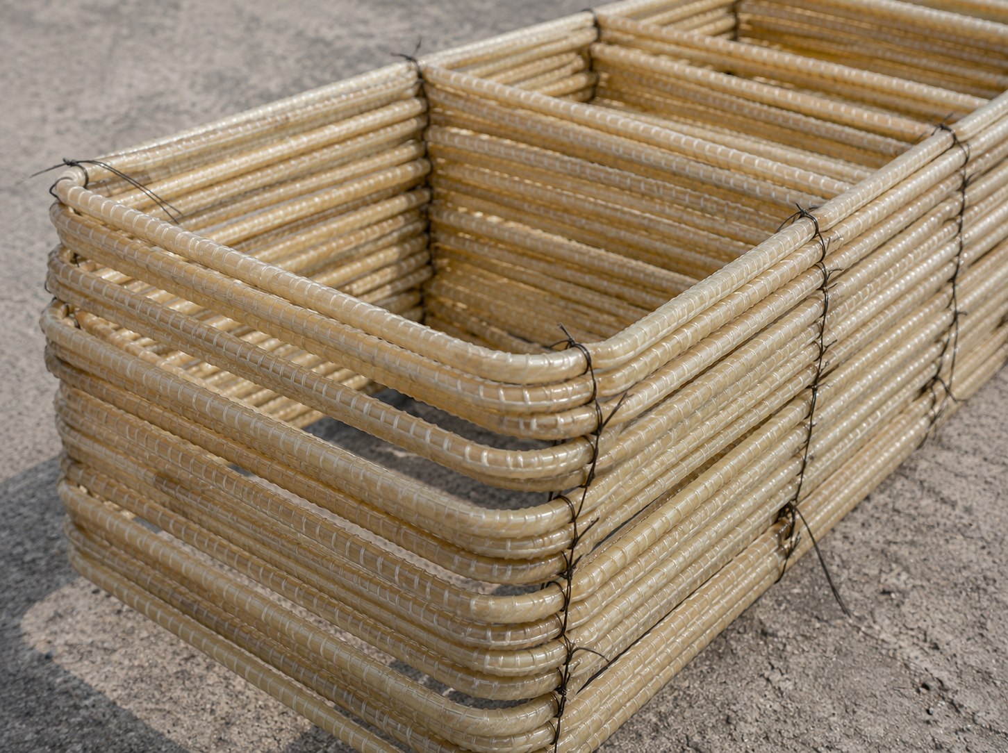 Aeroplex GFRP bent elements bundled on site